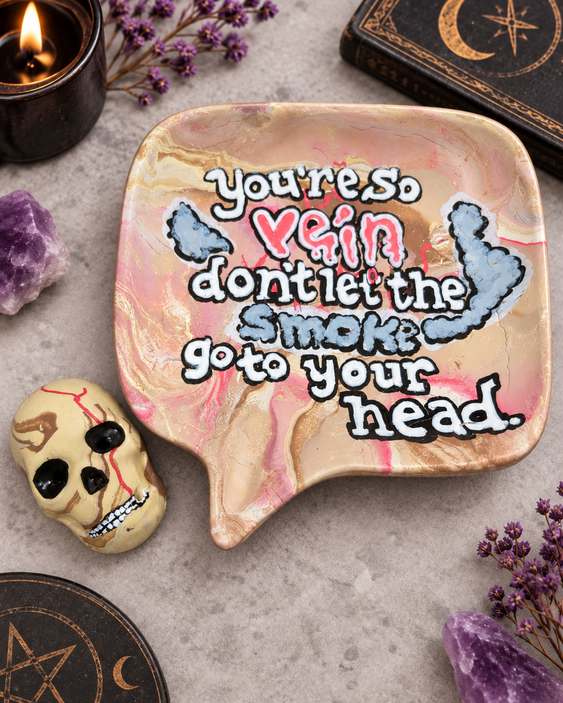 Artie skull and ash catcher